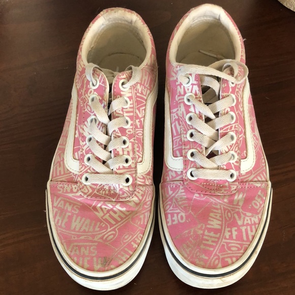 Vans - Picture 2 of 6